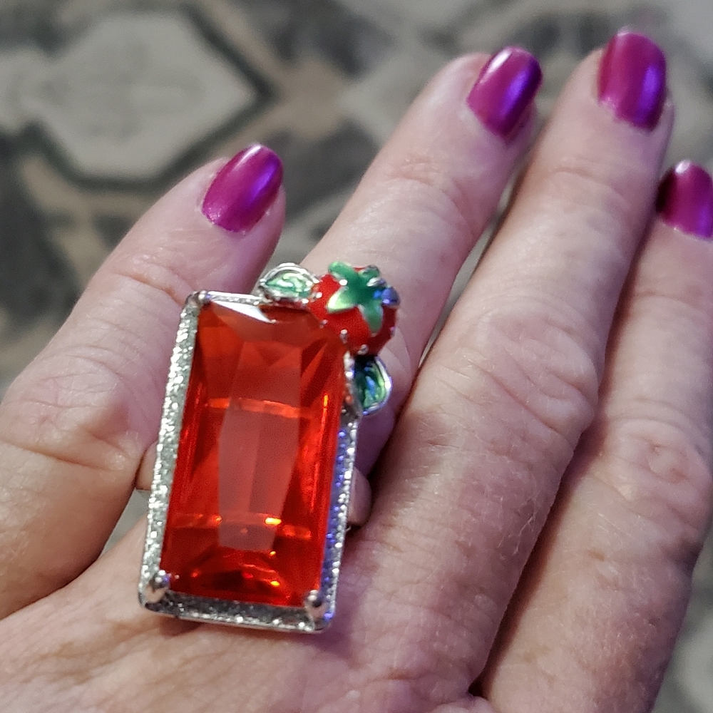 Unique Costume Jewelry Ring